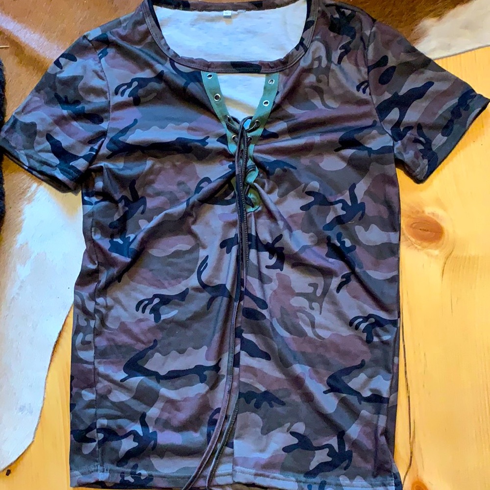 Camo short sleeve